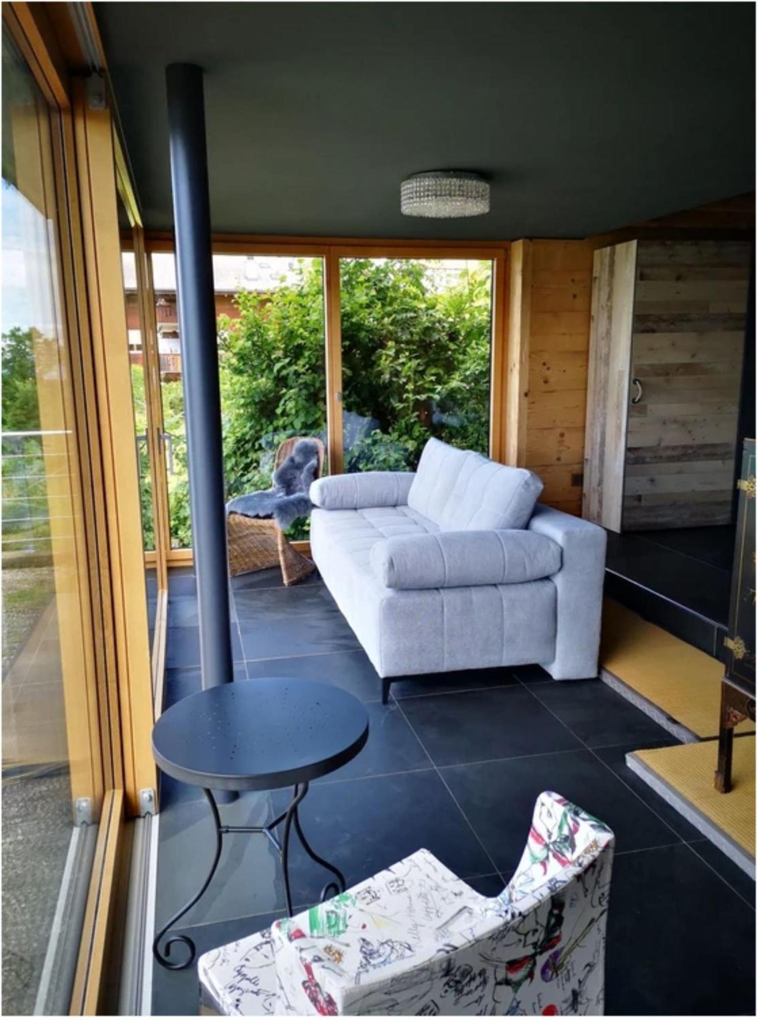 Chalet With View Of The Mountains And The Thun Lake ジーグリスヴィル エクステリア 写真
