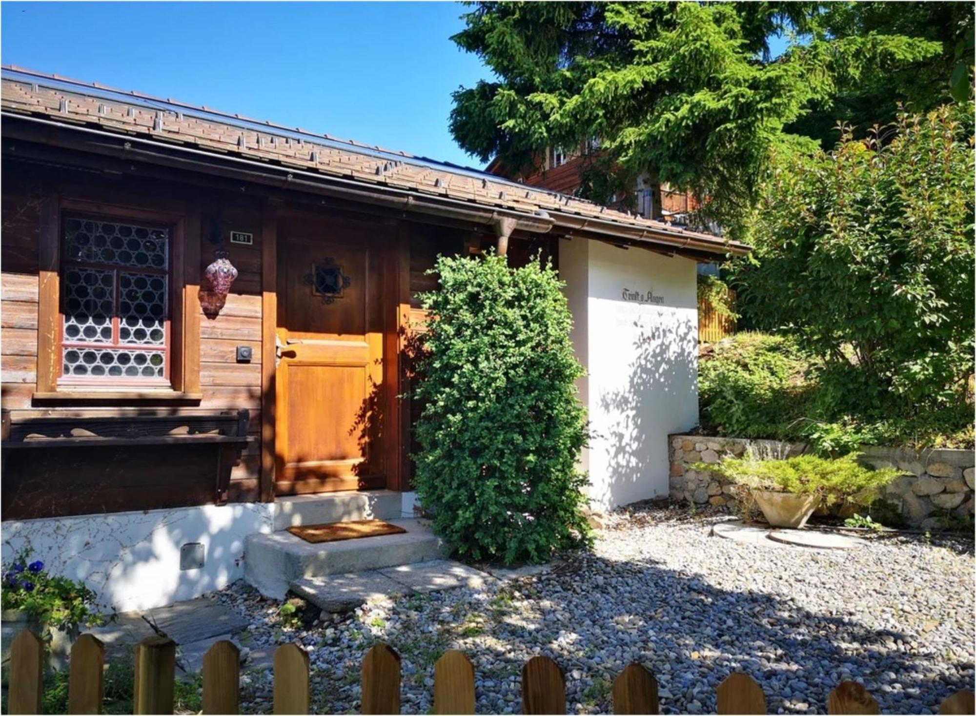 Chalet With View Of The Mountains And The Thun Lake ジーグリスヴィル エクステリア 写真