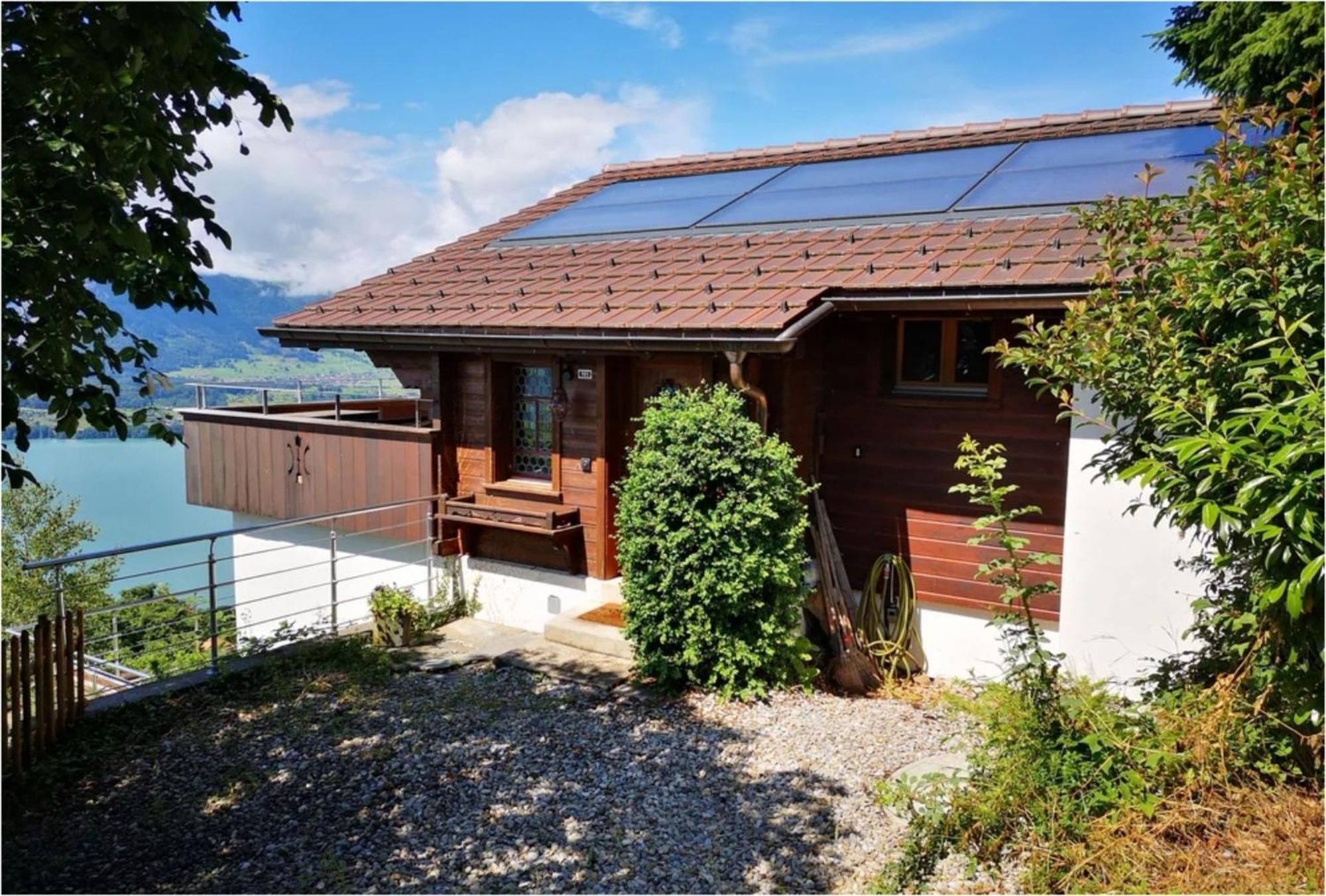 Chalet With View Of The Mountains And The Thun Lake ジーグリスヴィル エクステリア 写真