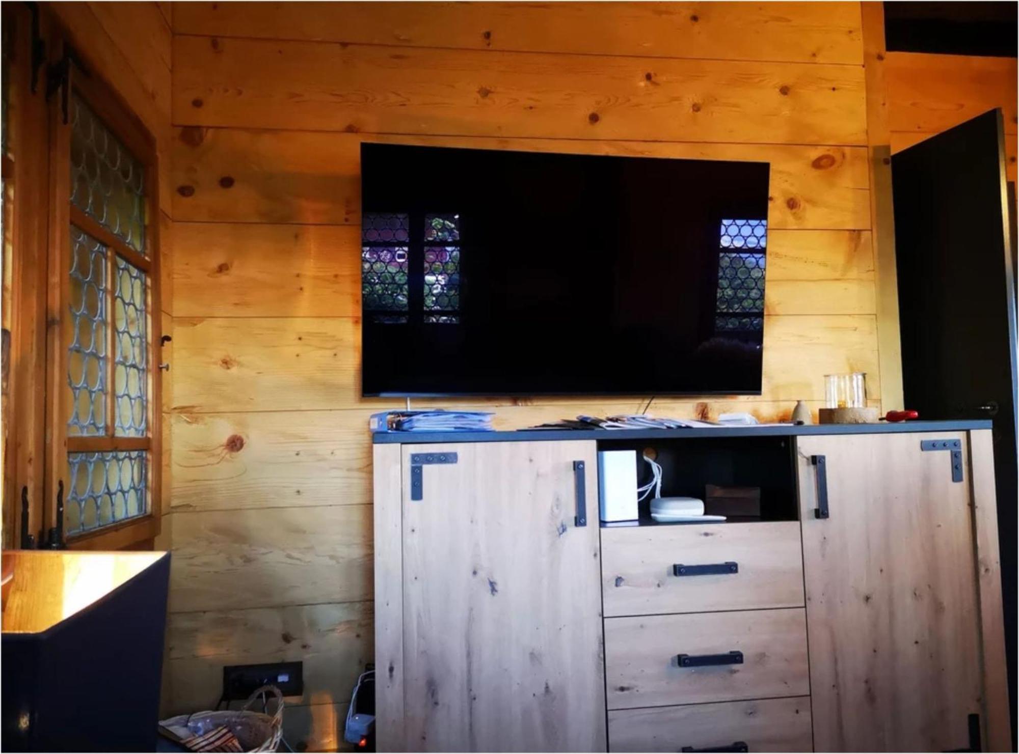 Chalet With View Of The Mountains And The Thun Lake ジーグリスヴィル エクステリア 写真